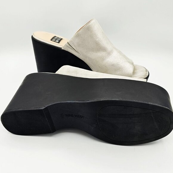 Nine West Silver Metallic Suede Platform Wedges Y2K - Picture 6 of 7